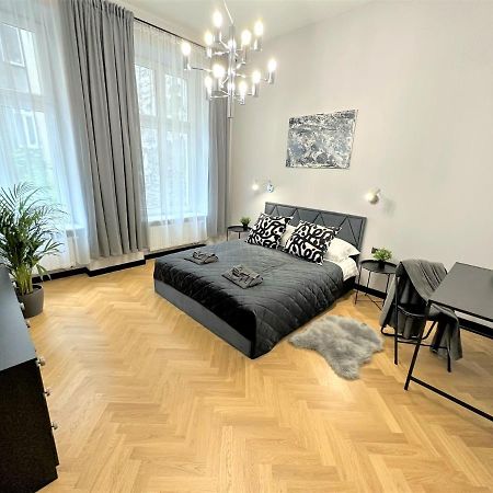 Luxury 100M2 Loft Design-Apartment At Wawel + Netflix Krakkó Kültér fotó