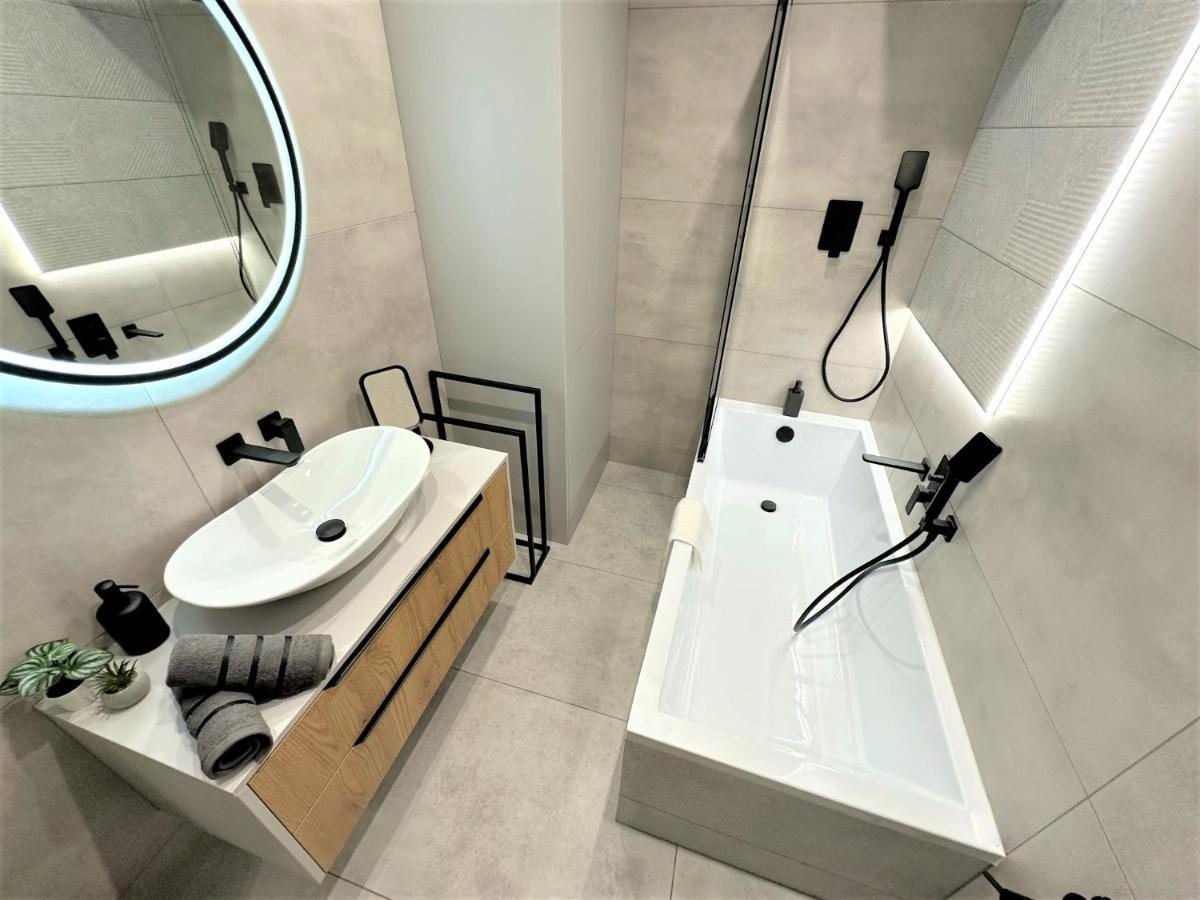 Luxury 100M2 Loft Design-Apartment At Wawel + Netflix Krakkó Kültér fotó