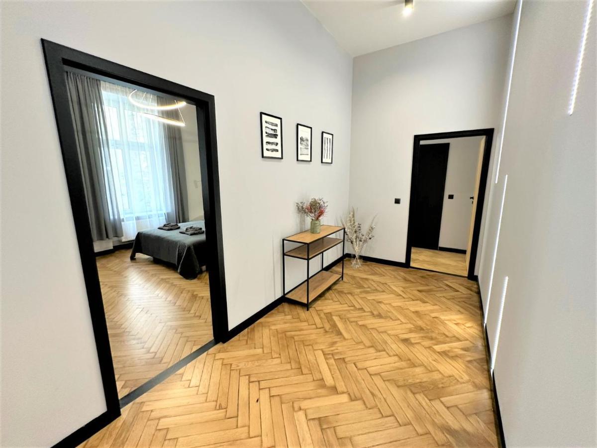 Luxury 100M2 Loft Design-Apartment At Wawel + Netflix Krakkó Kültér fotó